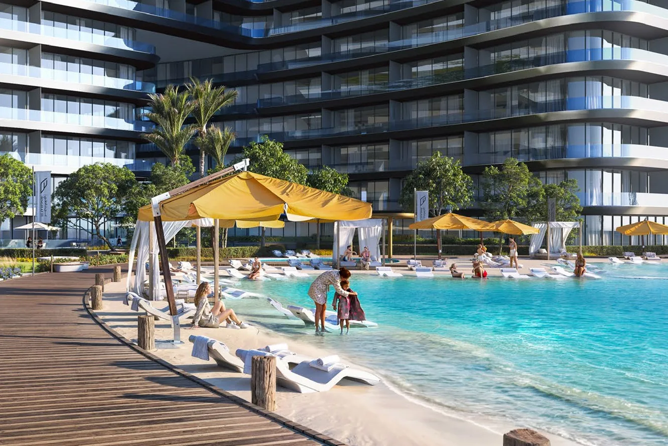 Artificial beach pool