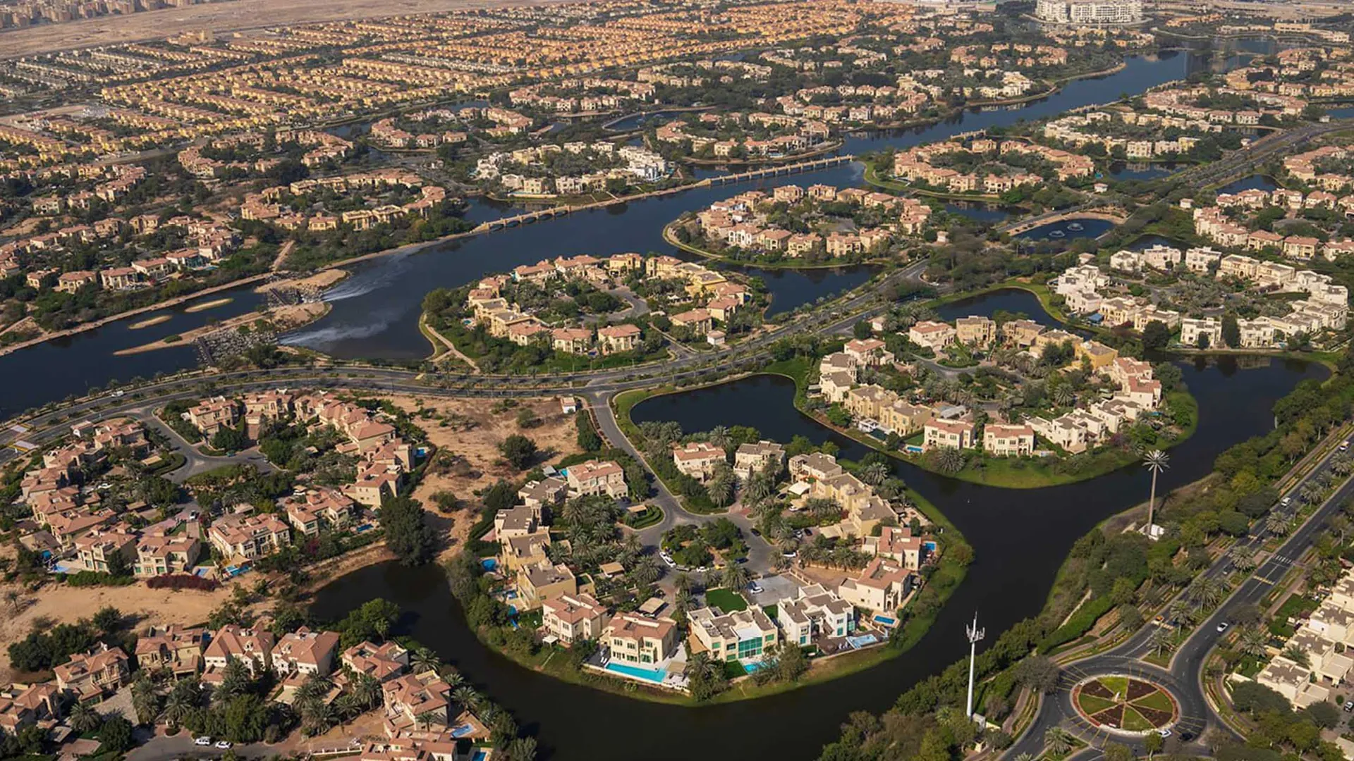 Jumeirah Islands Townhouses
